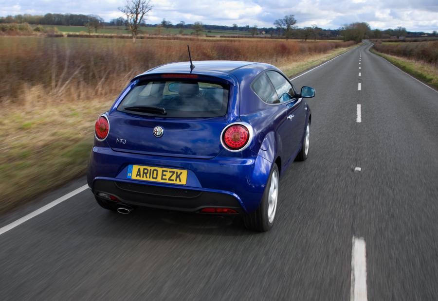  Alfa Romeo MiTo (955) 2009 года  (UK) (фото 5 из 47)